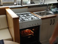/album/photos-of-henrik/dinner-in-the-oven-jpg/